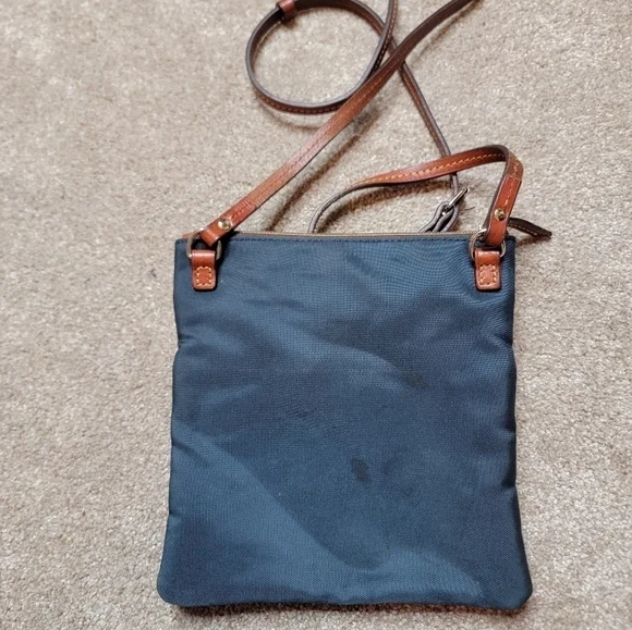 Dooney and Bourke Nylon blue crossbody zipper bag - Picture 2 of 10